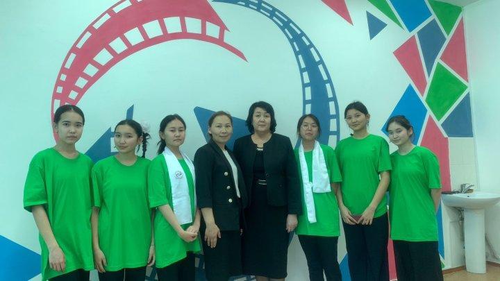 2022 жылдың 19 желтоқсанында эксперименттік алаң педагогтерінің қолдауымен "Шапағат" еріктілер  клубы құрылды. Еріктілер "Қағазды  өткізіп, ағашты  құ